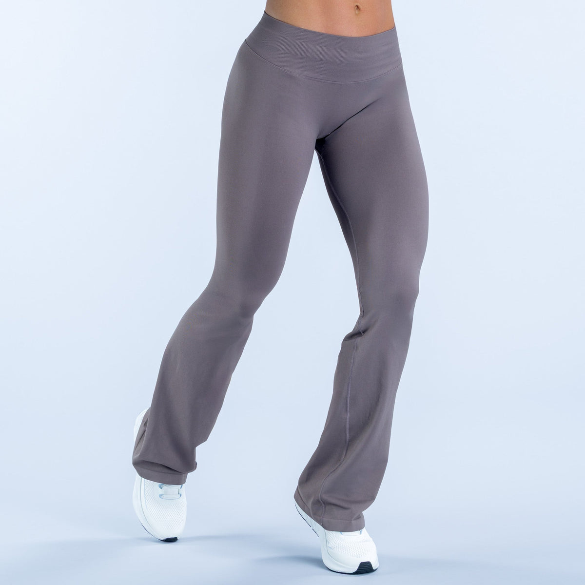 Calça Flare Impact — Truffle