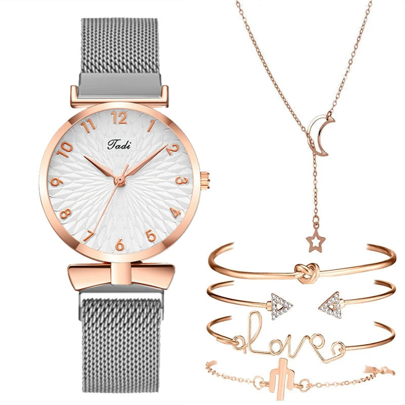 Relógio Lola + 4 pulseiras e 1 colar de brinde